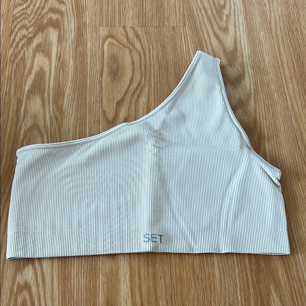 One-Shoulder Cream Set Active top